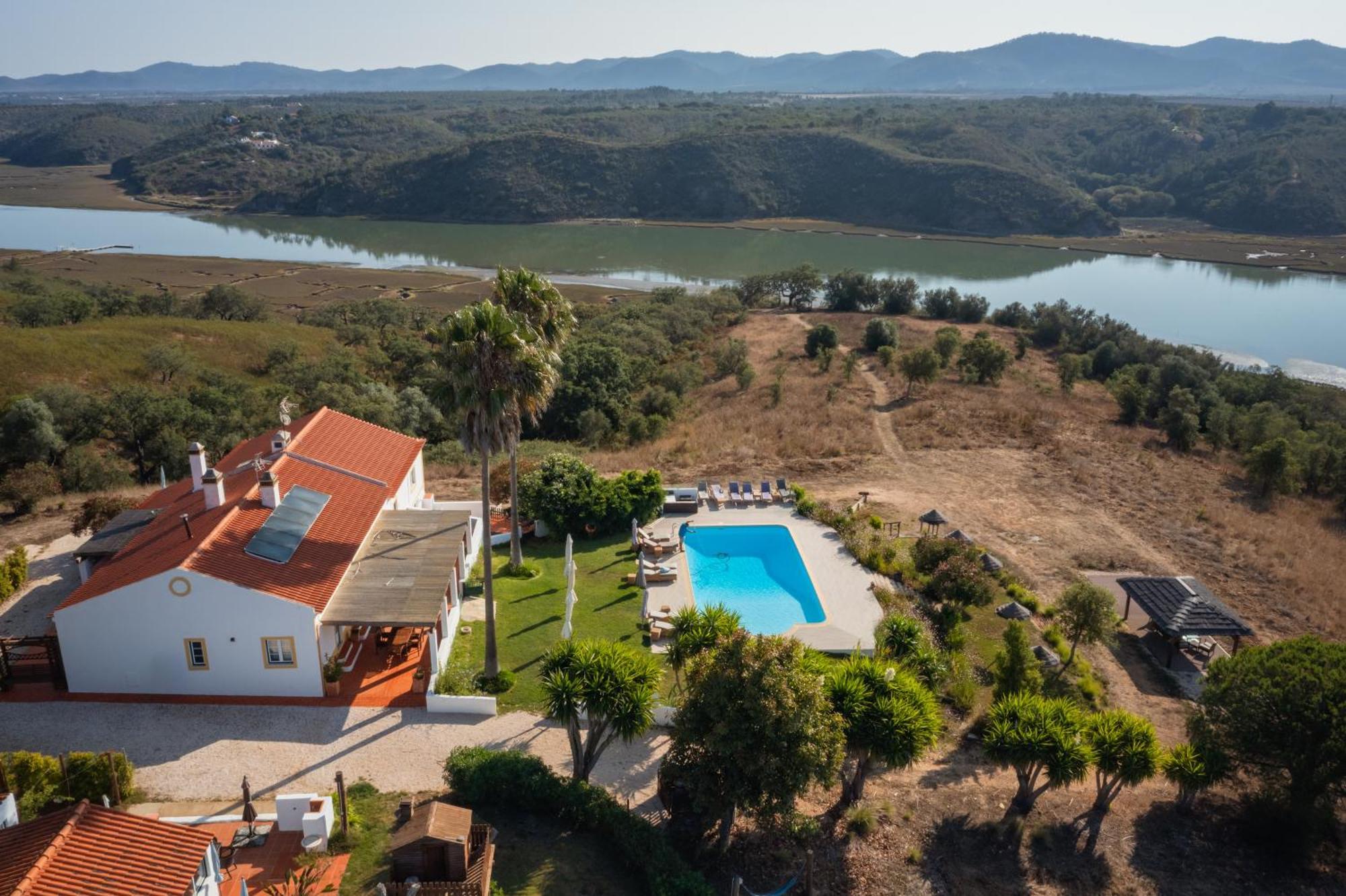 Monte Do Zambujeiro Hotel Vila Nova de Milfontes Exterior photo